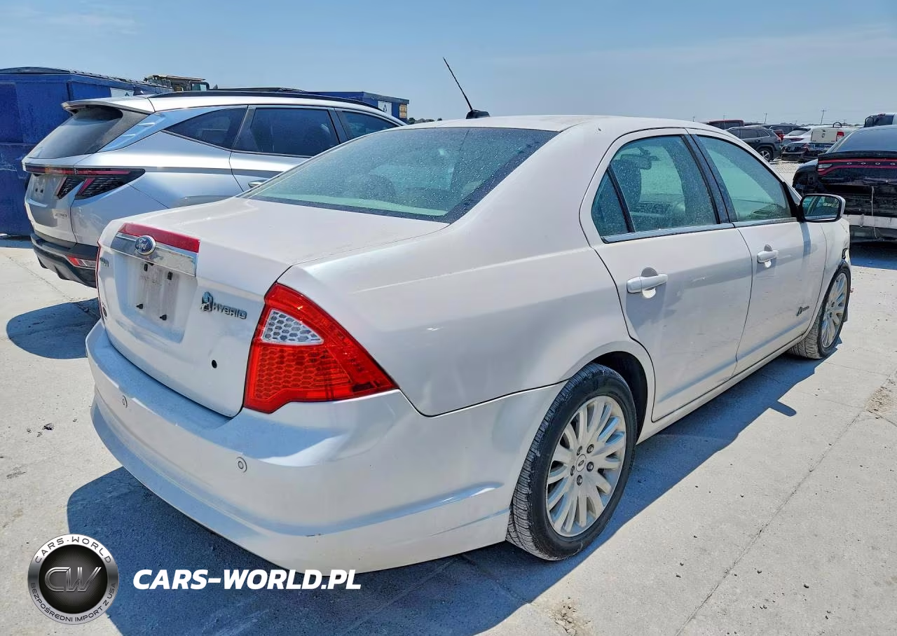 2010 Ford Fusion Hybrid VIN:3FADP0L33AR334601 - 3