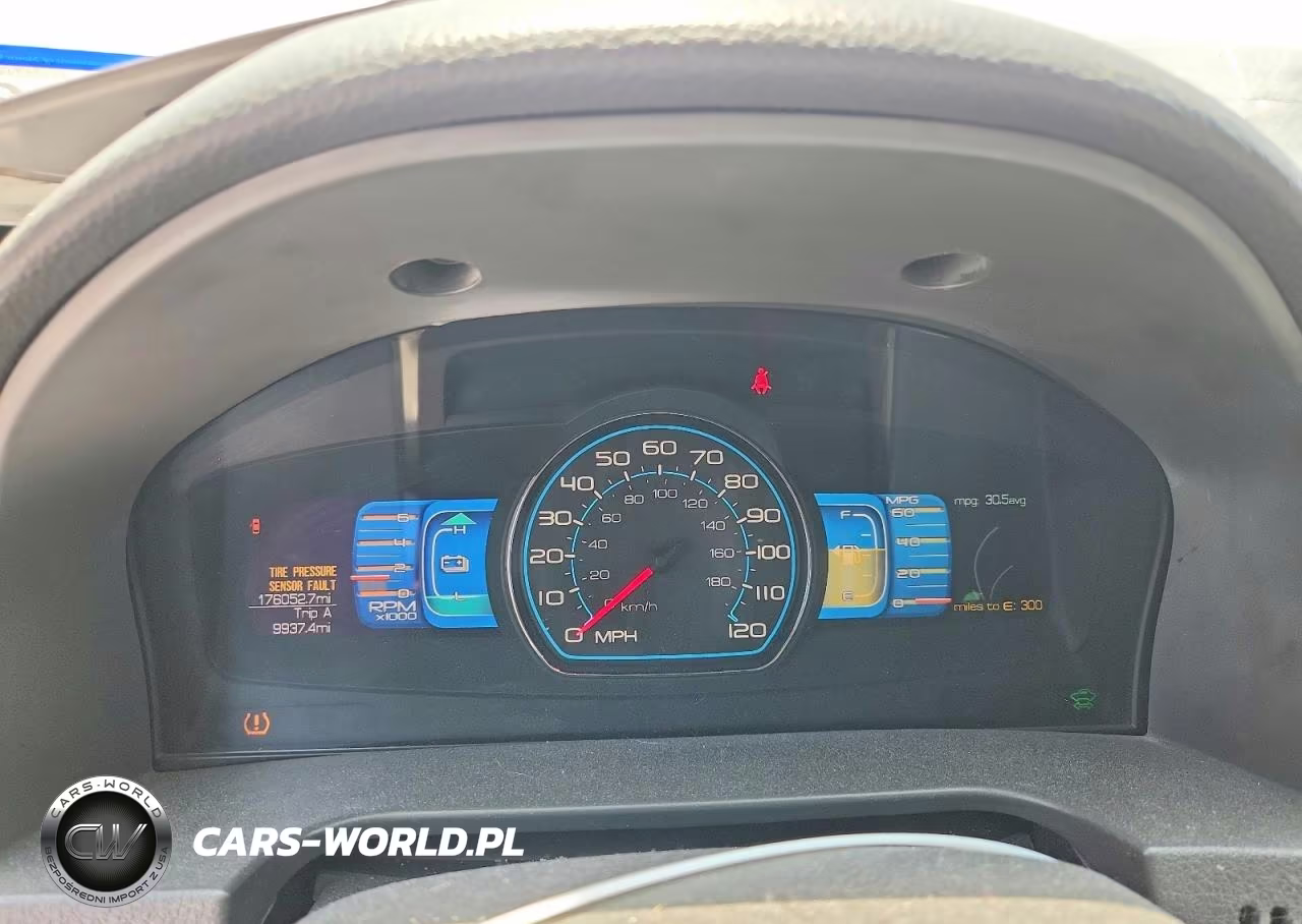 2010 Ford Fusion Hybrid VIN:3FADP0L33AR334601 - 9