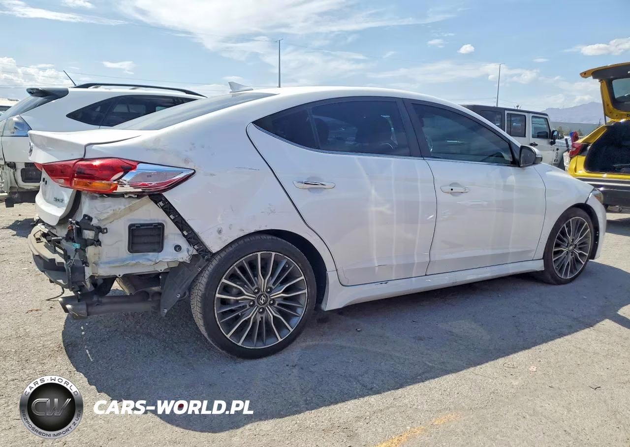 2018 Hyundai Elantra Sport VIN:KMHD04LB0JU451103 - 3