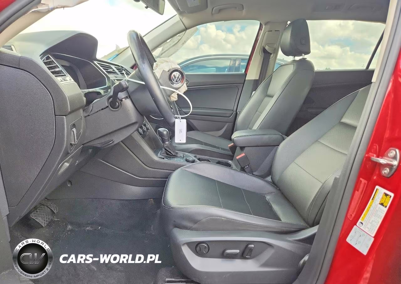 2019 Volkswagen Tiguan Se VIN:3VV2B7AX3KM048861 - 9
