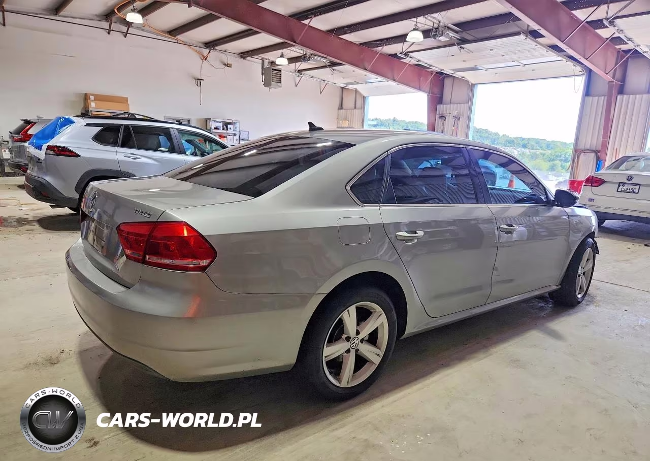 2012 Volkswagen Passat Se VIN:1VWBN7A39CC034823 - 3