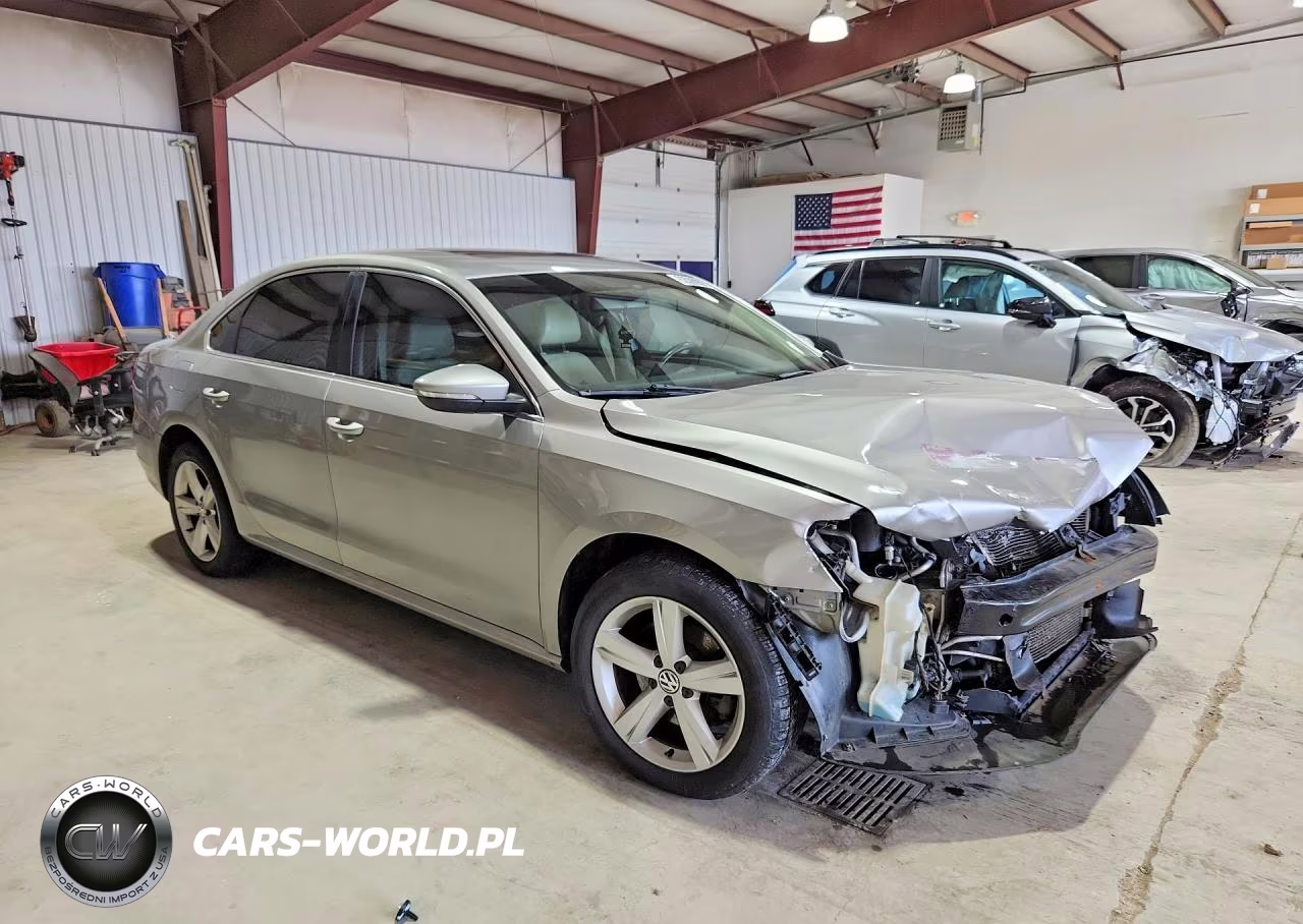 2012 Volkswagen Passat Se VIN:1VWBN7A39CC034823 - 4