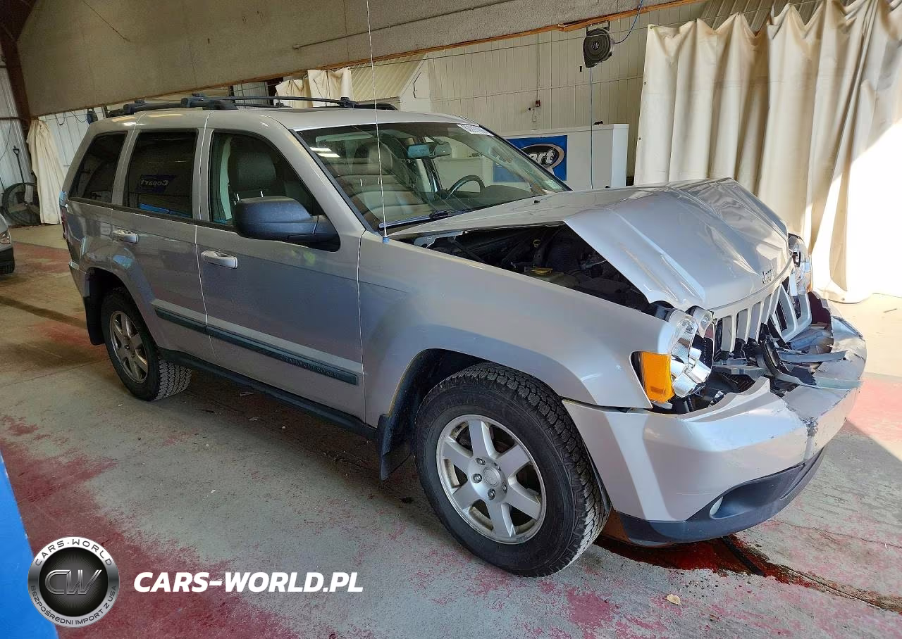2008 Jeep Grand Cherokee Laredo VIN:1J8GR48K38C137499 - 4