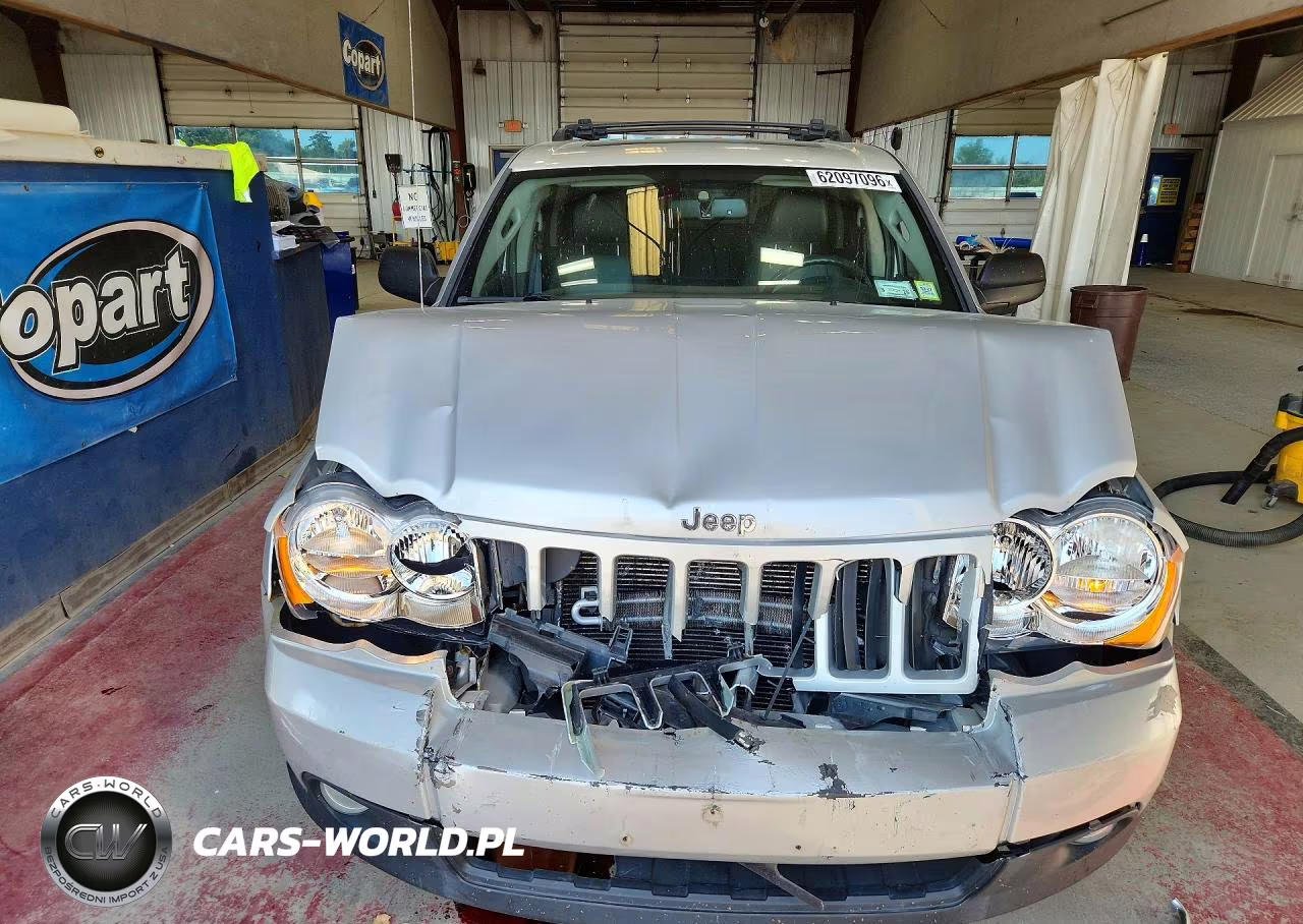 2008 Jeep Grand Cherokee Laredo VIN:1J8GR48K38C137499 - 5