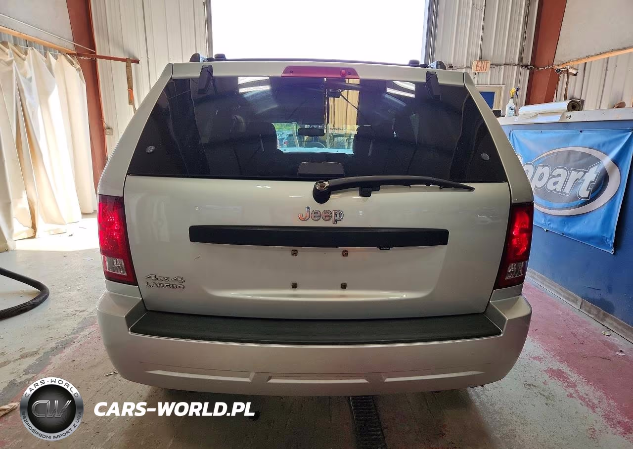 2008 Jeep Grand Cherokee Laredo VIN:1J8GR48K38C137499 - 6