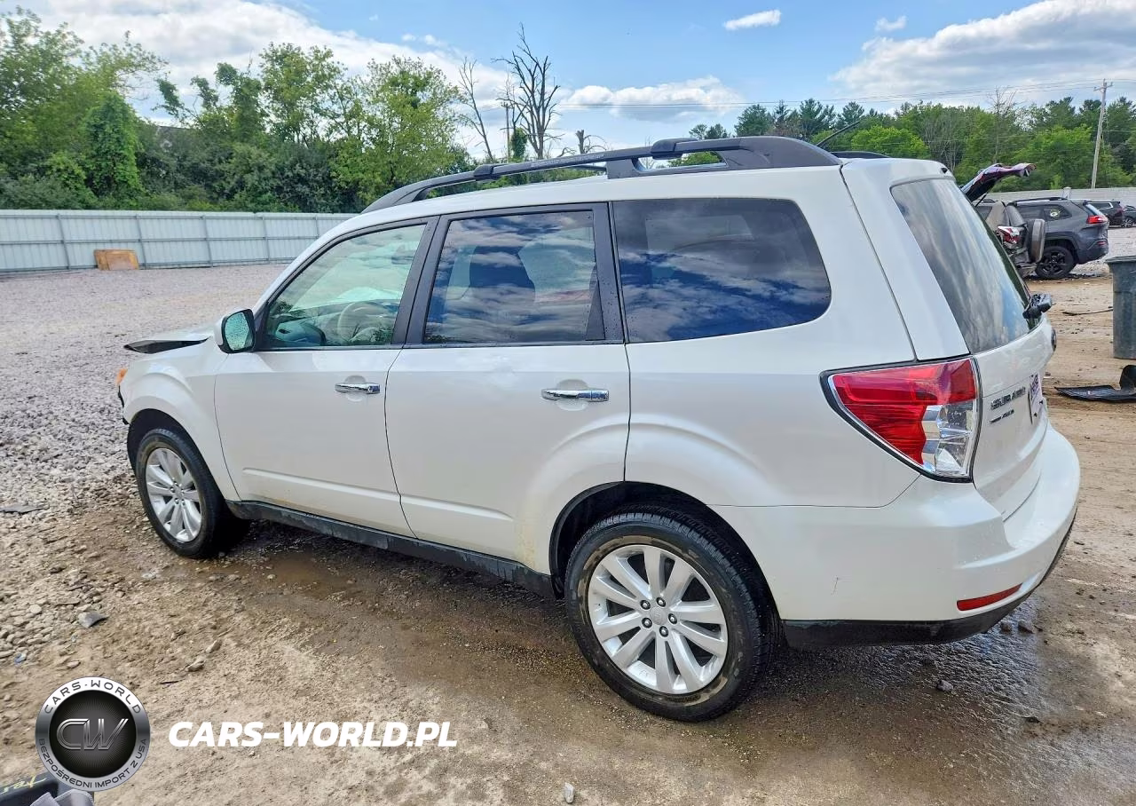 2012 Subaru Forester 2.5X Premium VIN:JF2SHADC6CH437911 - 2