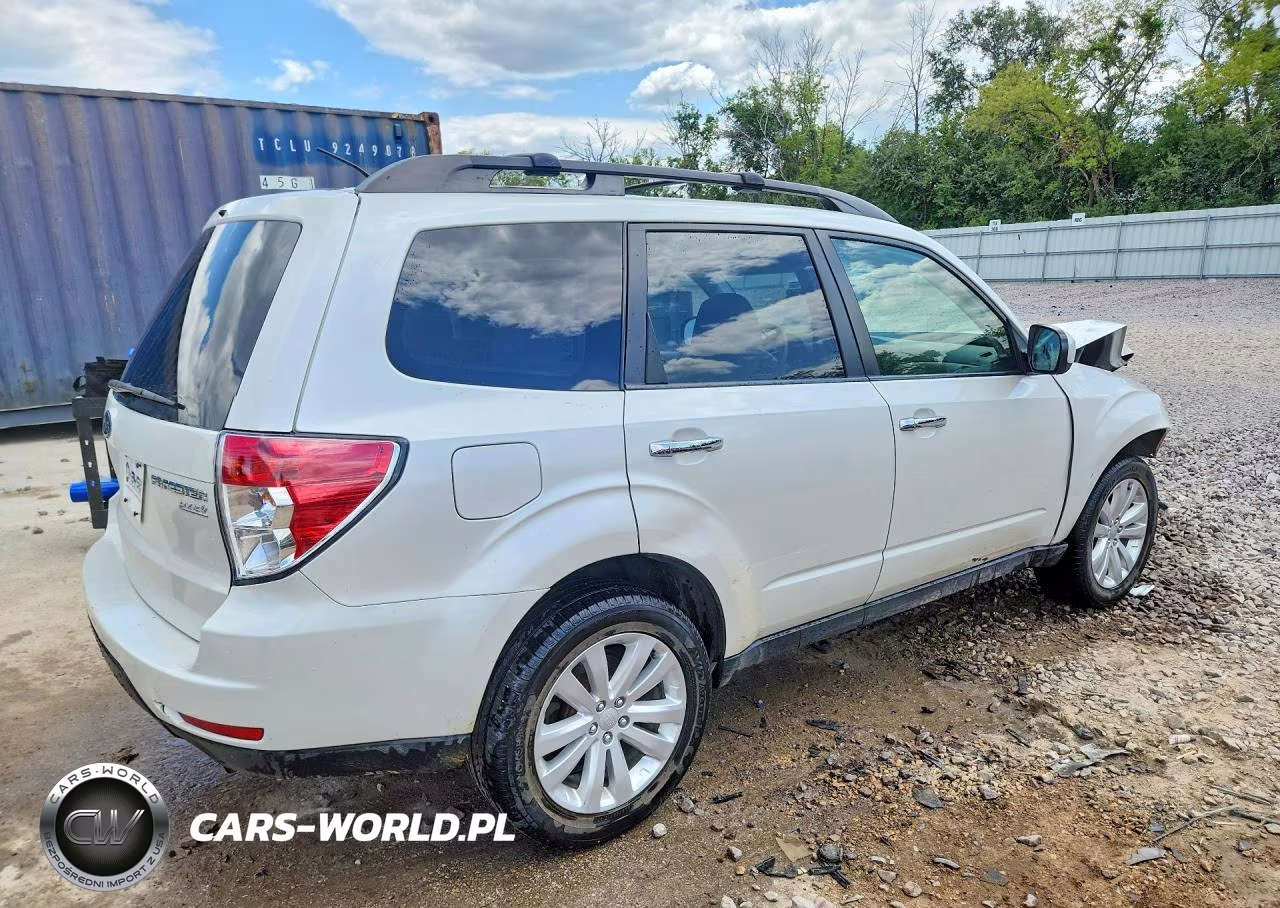 2012 Subaru Forester 2.5X Premium VIN:JF2SHADC6CH437911 - 3