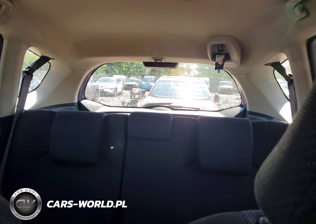 2013 Honda Fit Sport VIN:JHMGE8H55DC072653 - 10