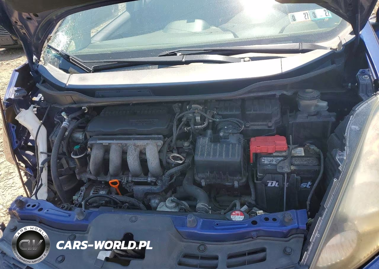 2013 Honda Fit Sport VIN:JHMGE8H55DC072653 - 12