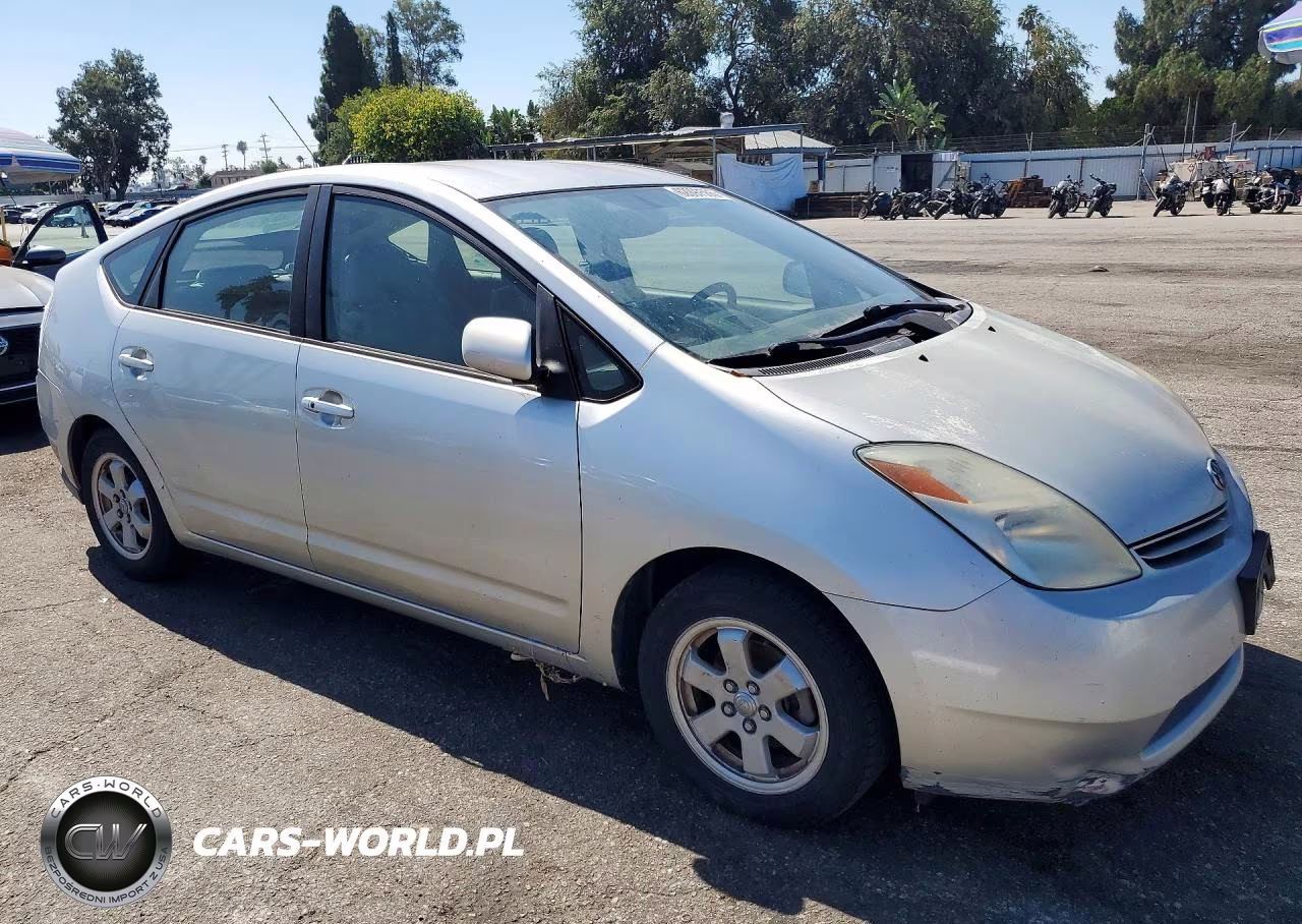 2004 Toyota Prius Base VIN:JTDKB20U040024032 - 4