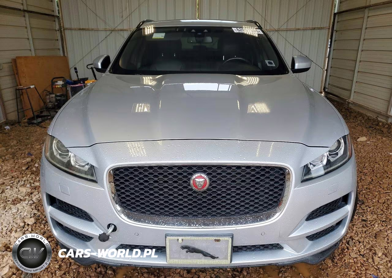 2017 Jaguar F-Pace Premium VIN:SADCJ2BV2HA074142 - 5