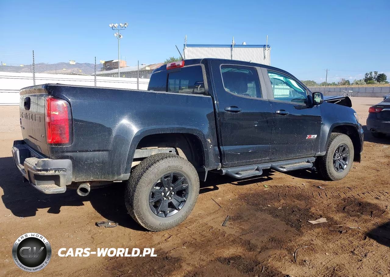 2021 Chevrolet Colorado Z71 VIN:1GCGTDEN4M1191021 - 3