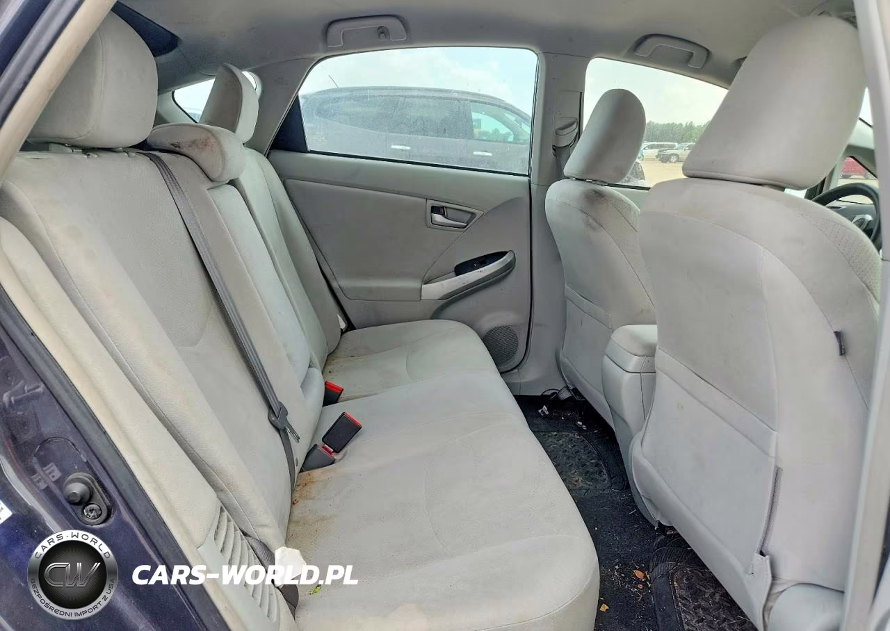 2012 Toyota Prius Two VIN:JTDKN3DU6C1547507 - 10