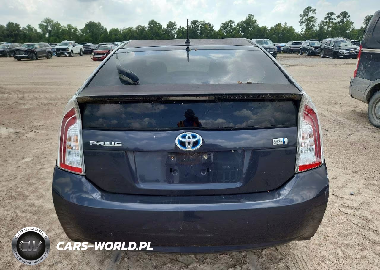 2012 Toyota Prius Two VIN:JTDKN3DU6C1547507 - 6