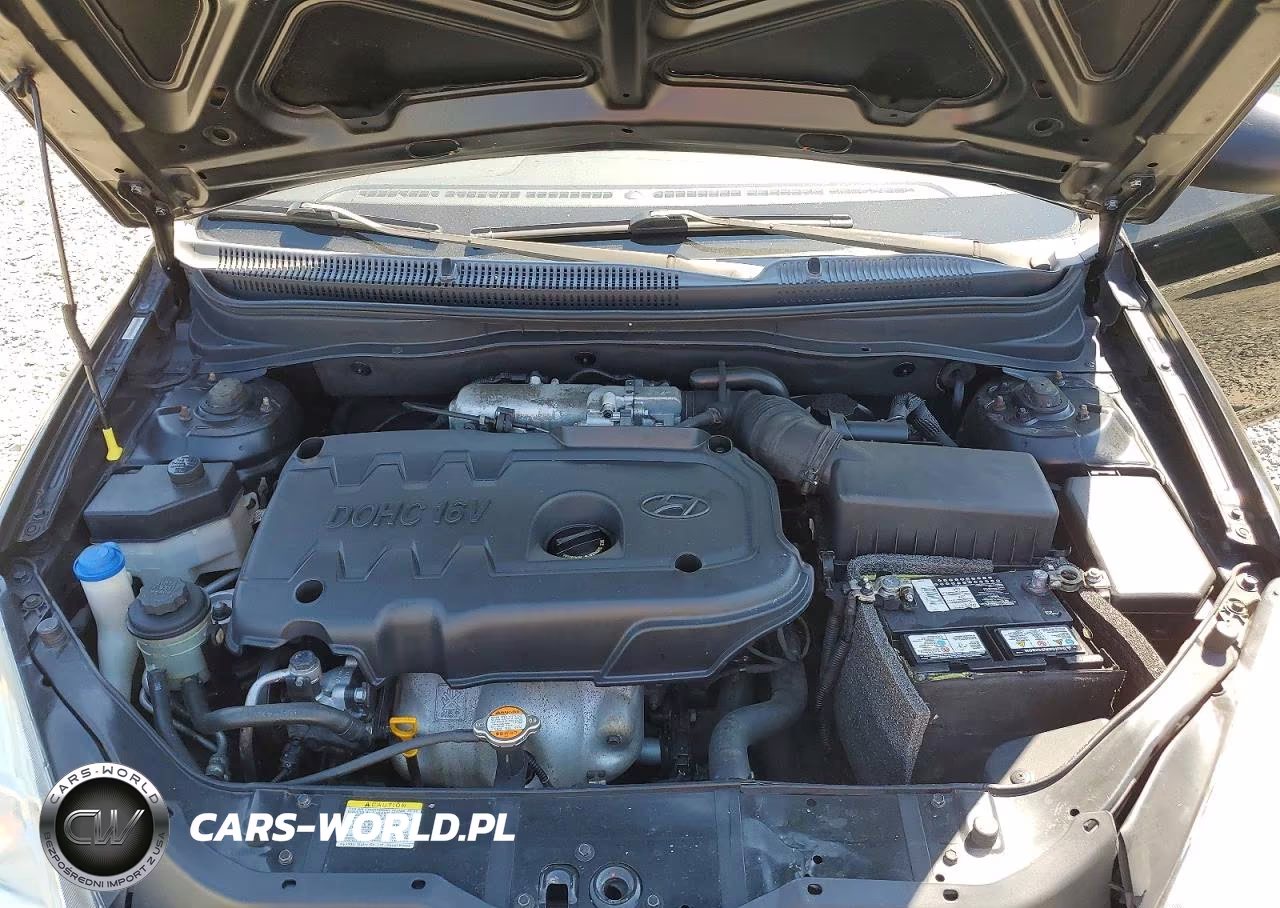 2008 Hyundai Accent Gs VIN:KMHCM36C48U086031 - 12
