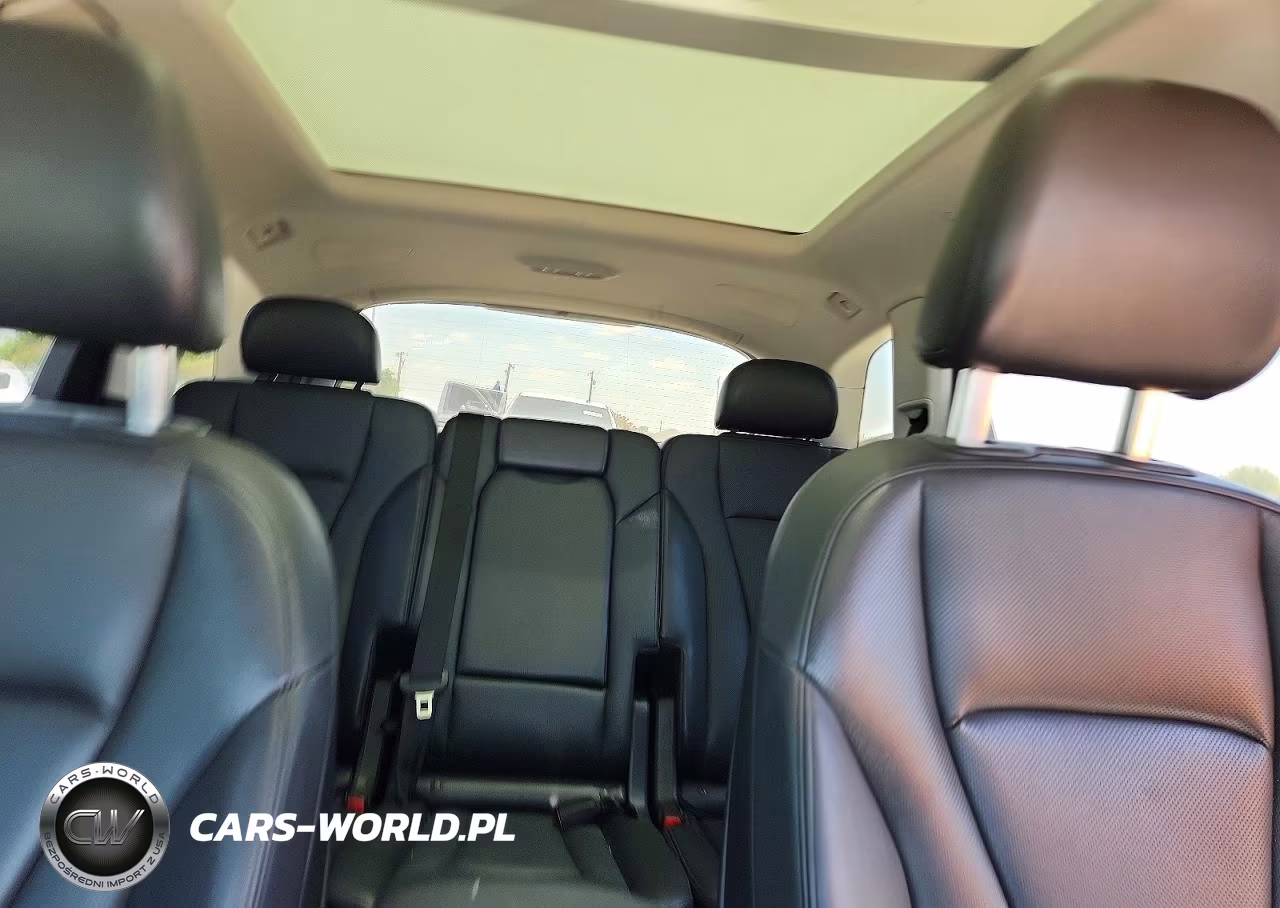 2019 Audi Q7 Premium Plus VIN:WA1LAAF77KD048461 - 10