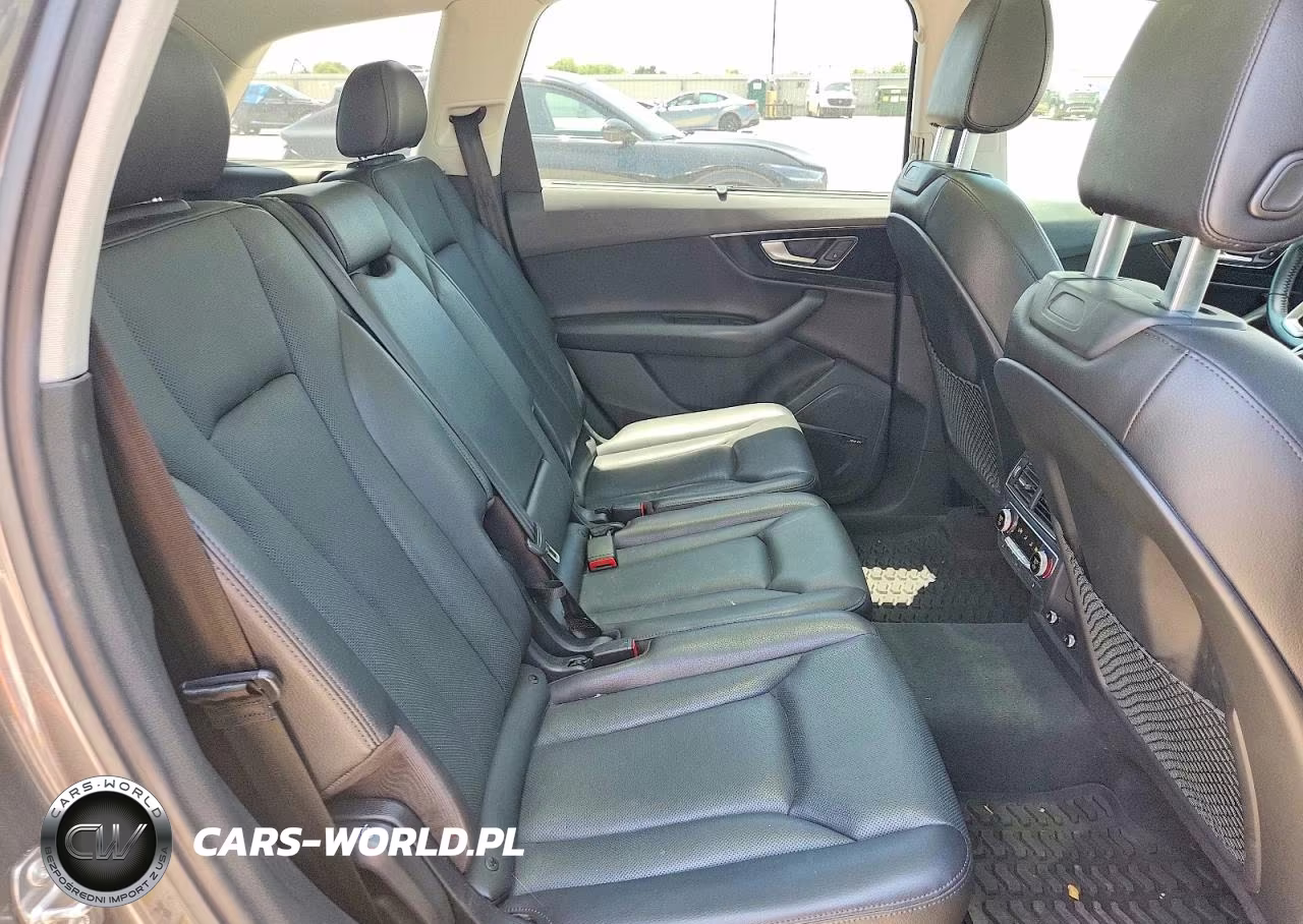 2019 Audi Q7 Premium Plus VIN:WA1LAAF77KD048461 - 11