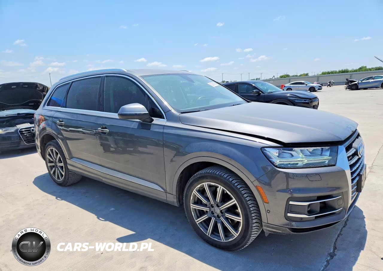 2019 Audi Q7 Premium Plus VIN:WA1LAAF77KD048461 - 4
