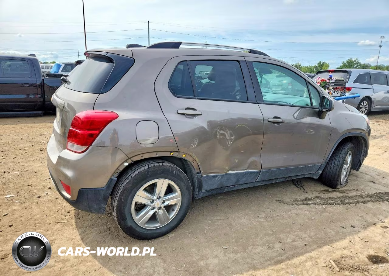 2021 Chevrolet Trax 1Lt VIN:KL7CJPSM4MB374816 - 3