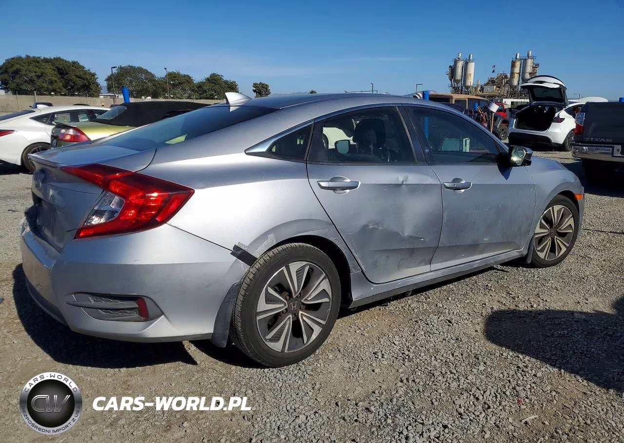 2018 Honda Civic Ex VIN:JHMFC1F31JX007362 - 3