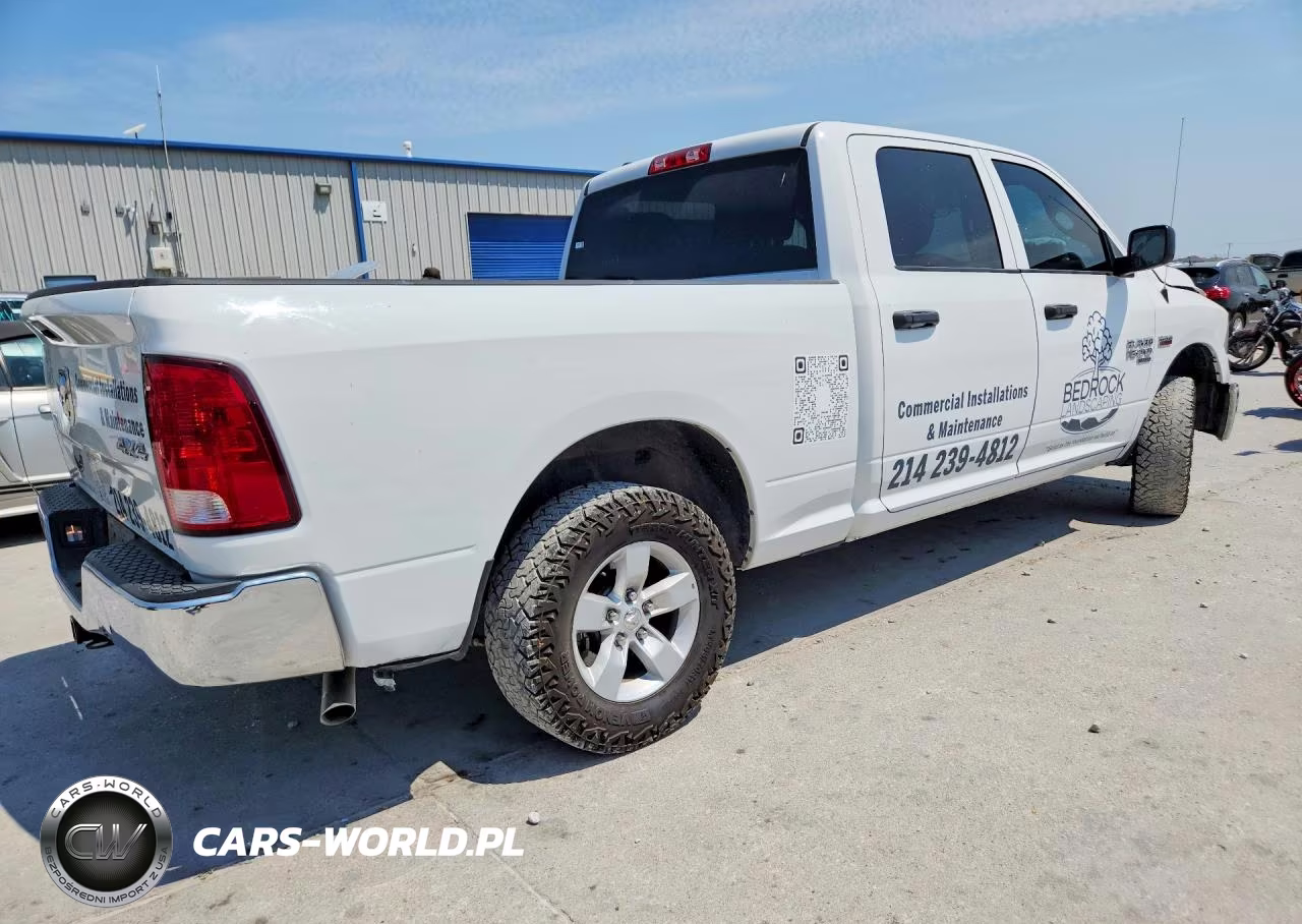 2024 Ram 1500 Classic Tradesman VIN:1C6RR7ST5RS152796 - 3