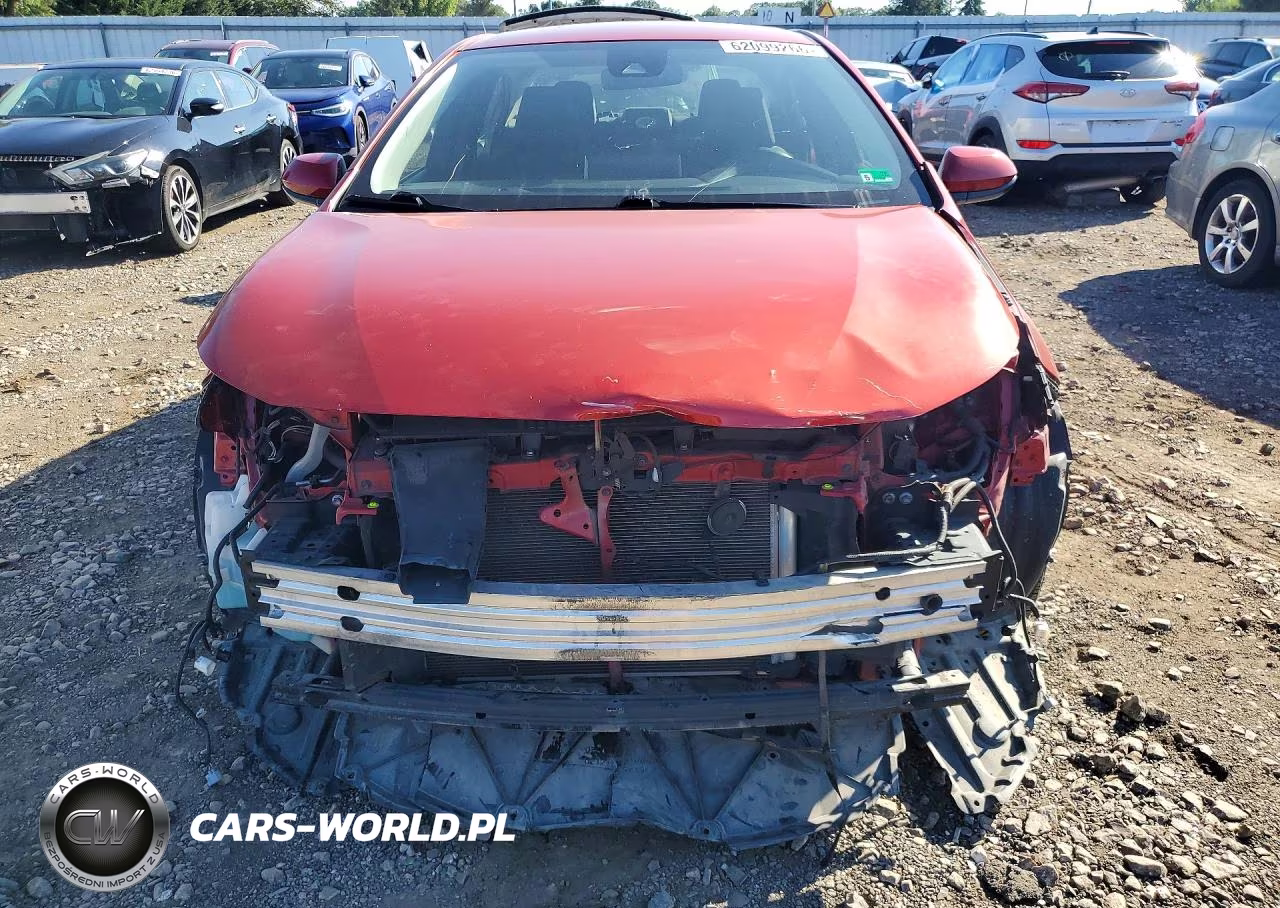2021 Toyota Corolla Le VIN:JTDEPMAE1MJ143235 - 5
