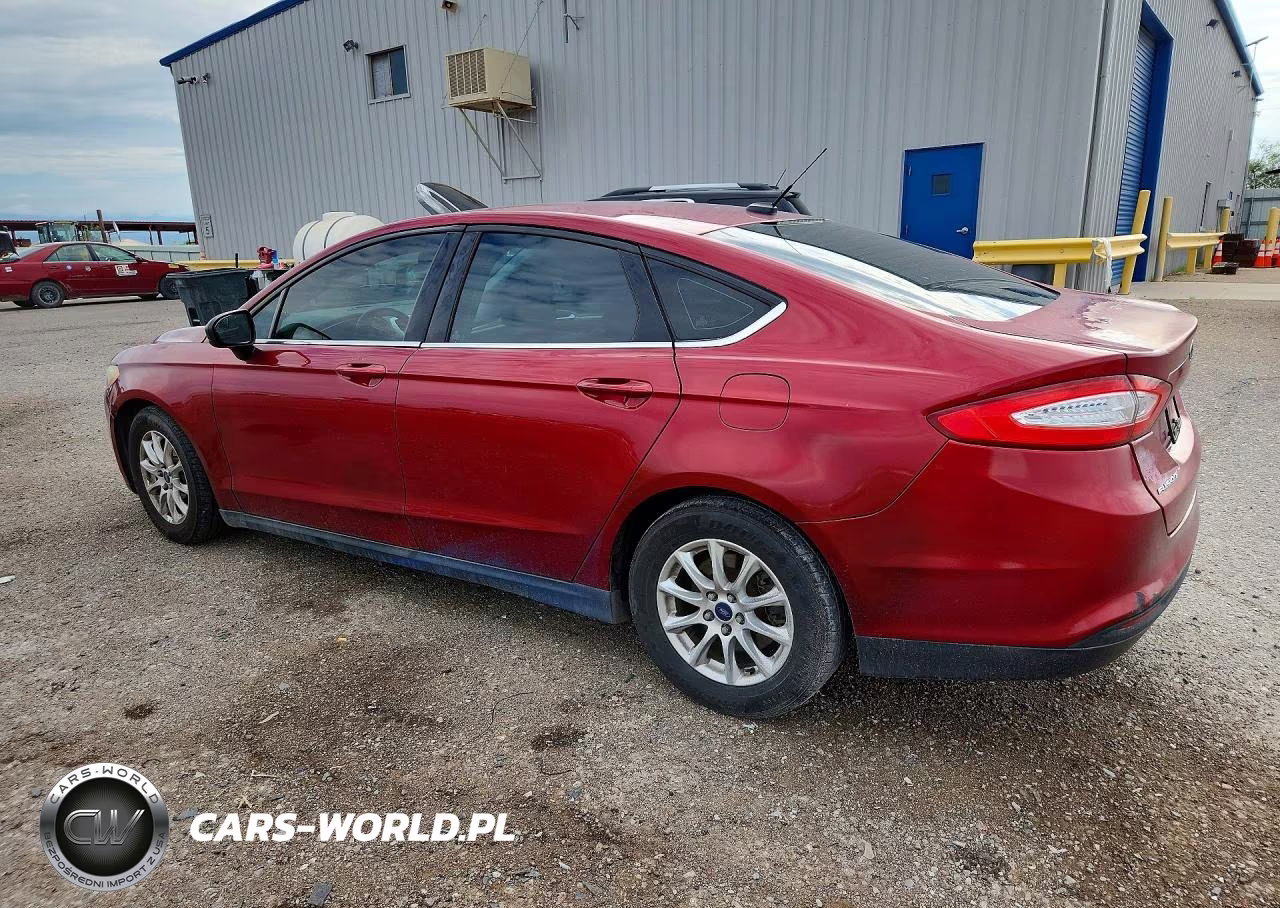 2015 Ford Fusion S VIN:3FA6P0G73FR205562 - 2