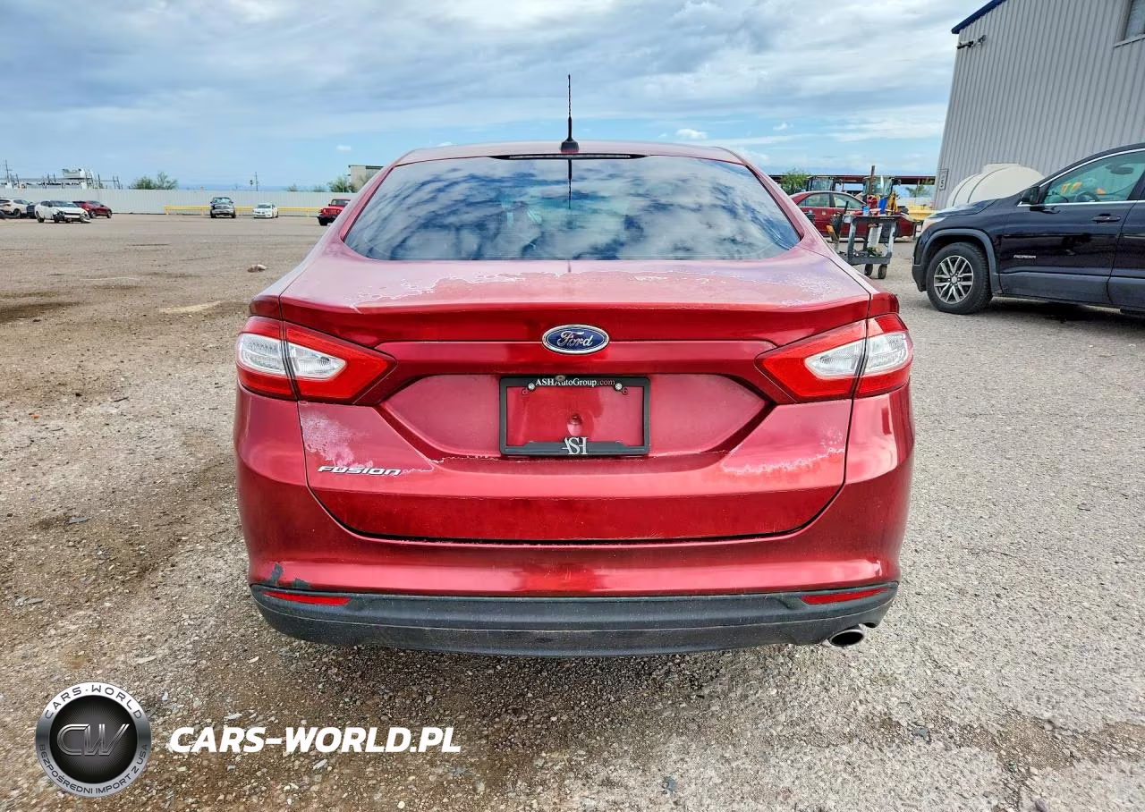 2015 Ford Fusion S VIN:3FA6P0G73FR205562 - 6