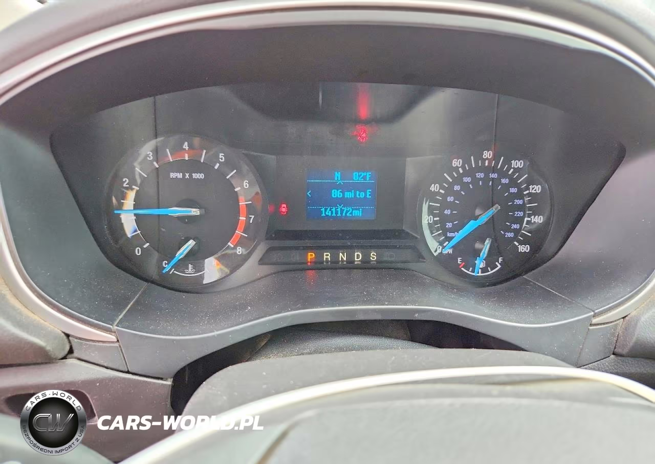 2015 Ford Fusion S VIN:3FA6P0G73FR205562 - 9