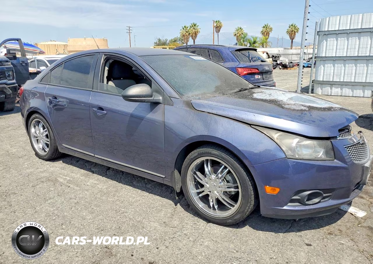 2013 Chevrolet Cruze Ls VIN:1G1PA5SG1D7168870 - 4