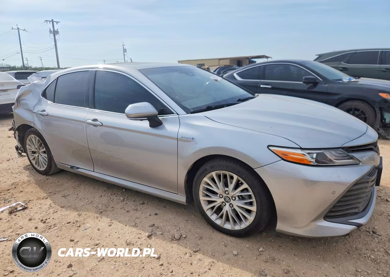 2018 Toyota Camry Hybrid Xle VIN:4T1B21HK2JU500956 - 4