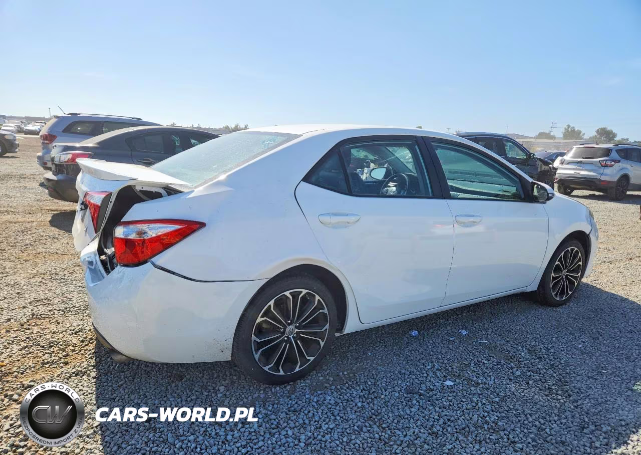 2015 Toyota Corolla S Plus VIN:5YFBURHE9FP298600 - 3