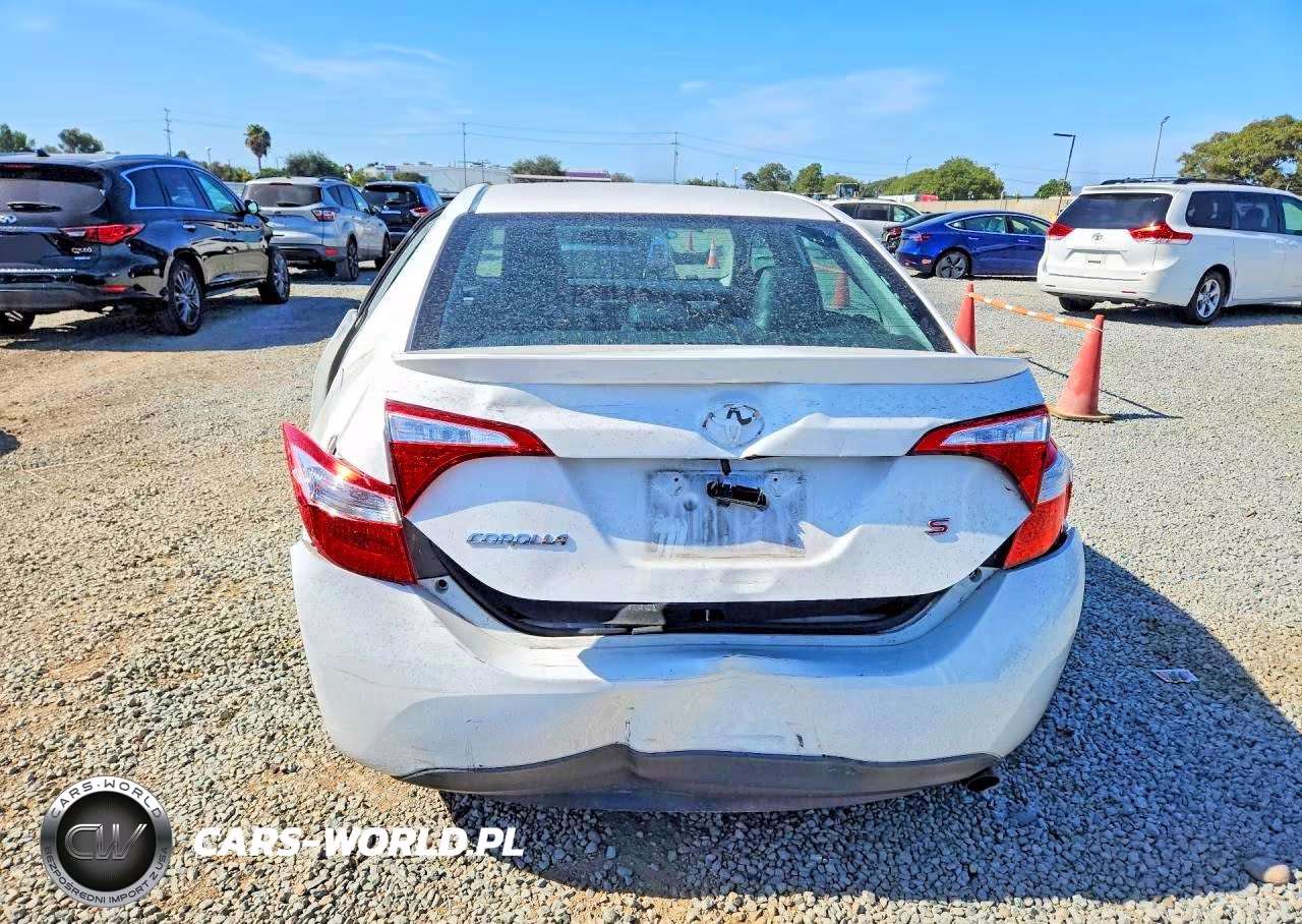 2015 Toyota Corolla S Plus VIN:5YFBURHE9FP298600 - 6