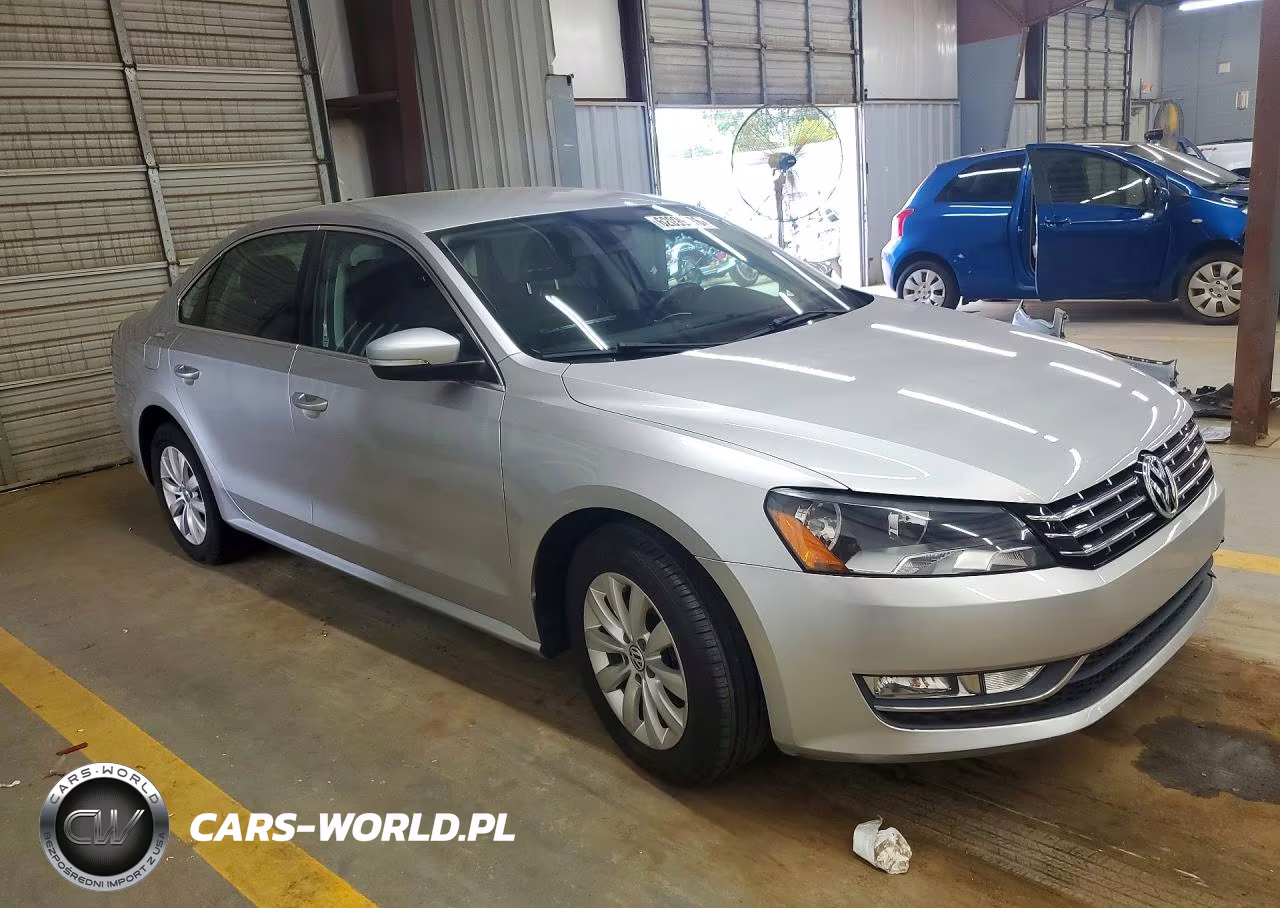2015 Volkswagen Passat S VIN:1VWAT7A36FC094242 - 4