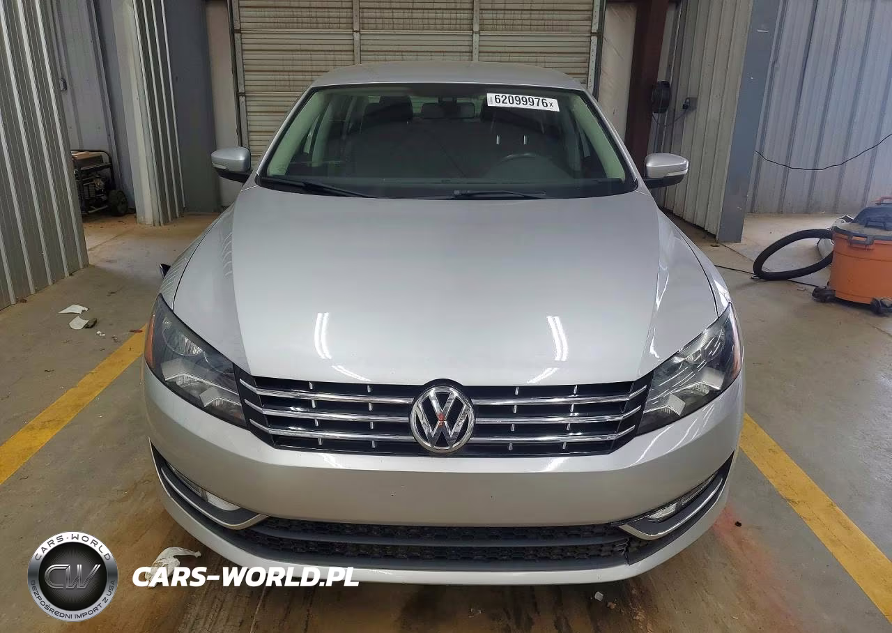 2015 Volkswagen Passat S VIN:1VWAT7A36FC094242 - 5