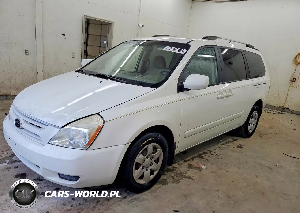 2009 Kia Sedona Lx