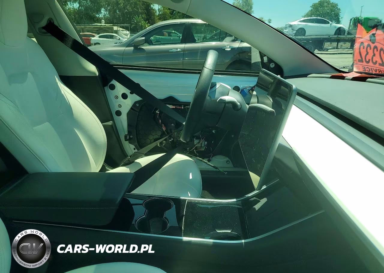 2020 Tesla Model 3 VIN:5YJ3E1EB0LF640519 - 8