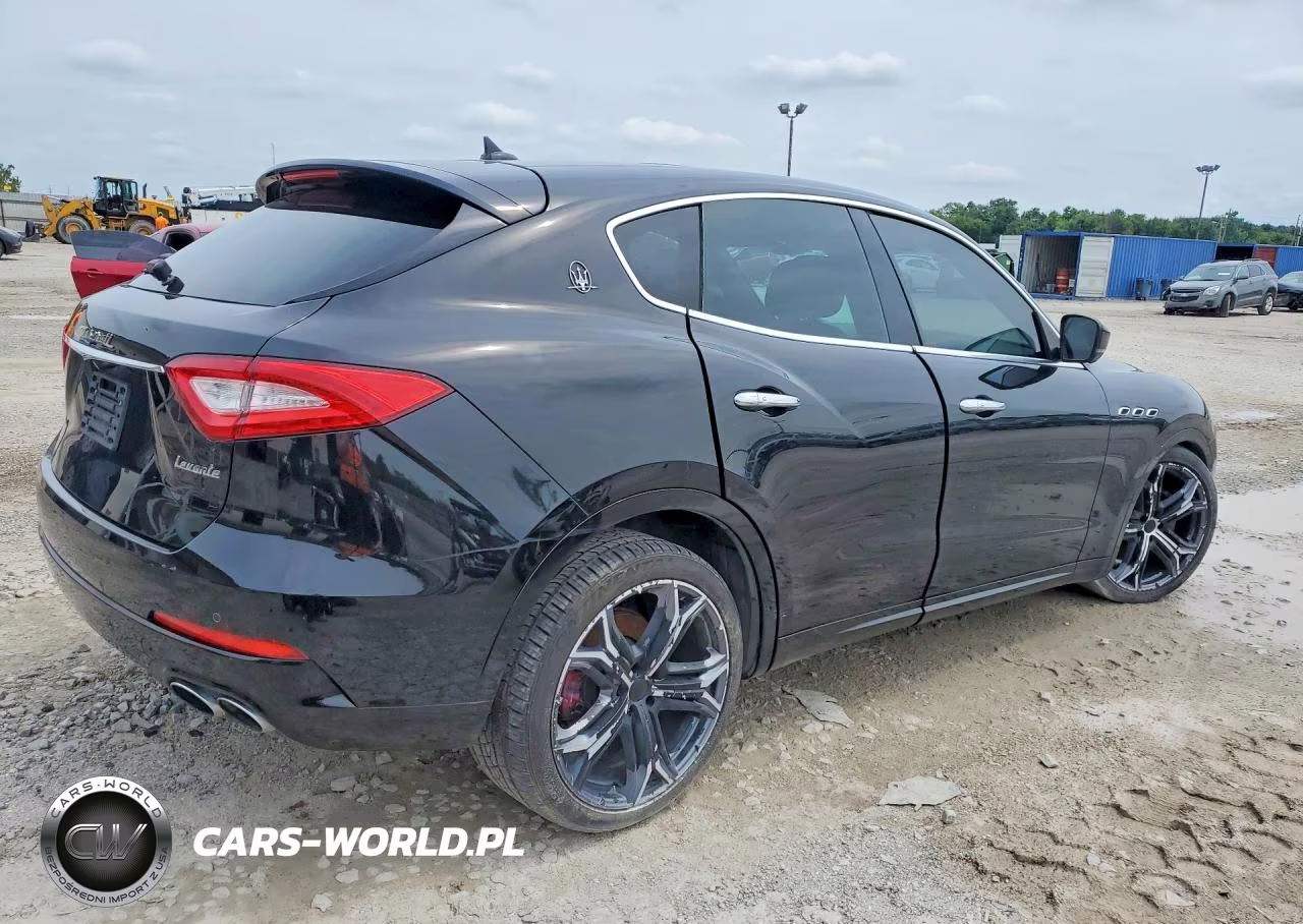 2017 Maserati Levante VIN:ZN661XUAXHX248129 - 3