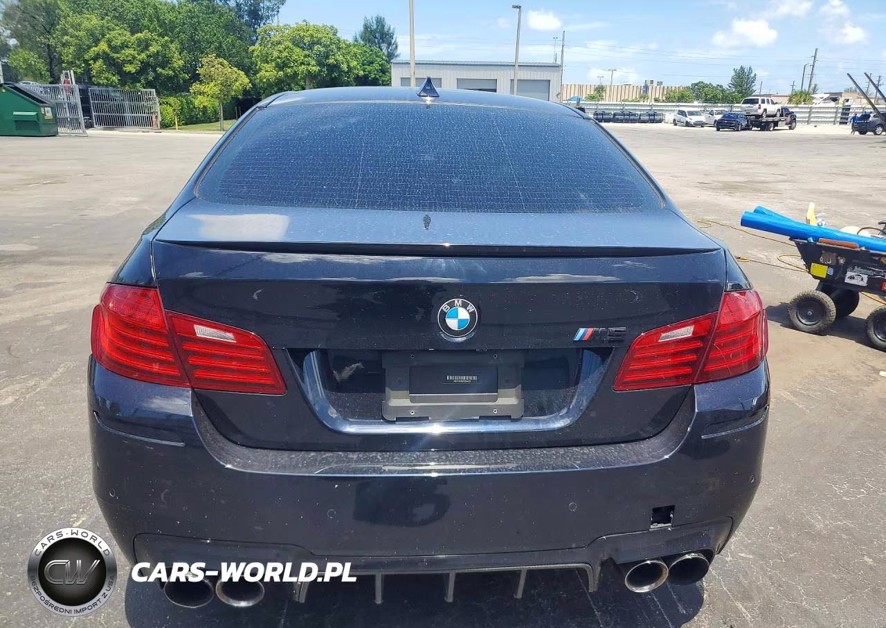2015 BMW M5 VIN:WBSFV9C50FD594803 - 6