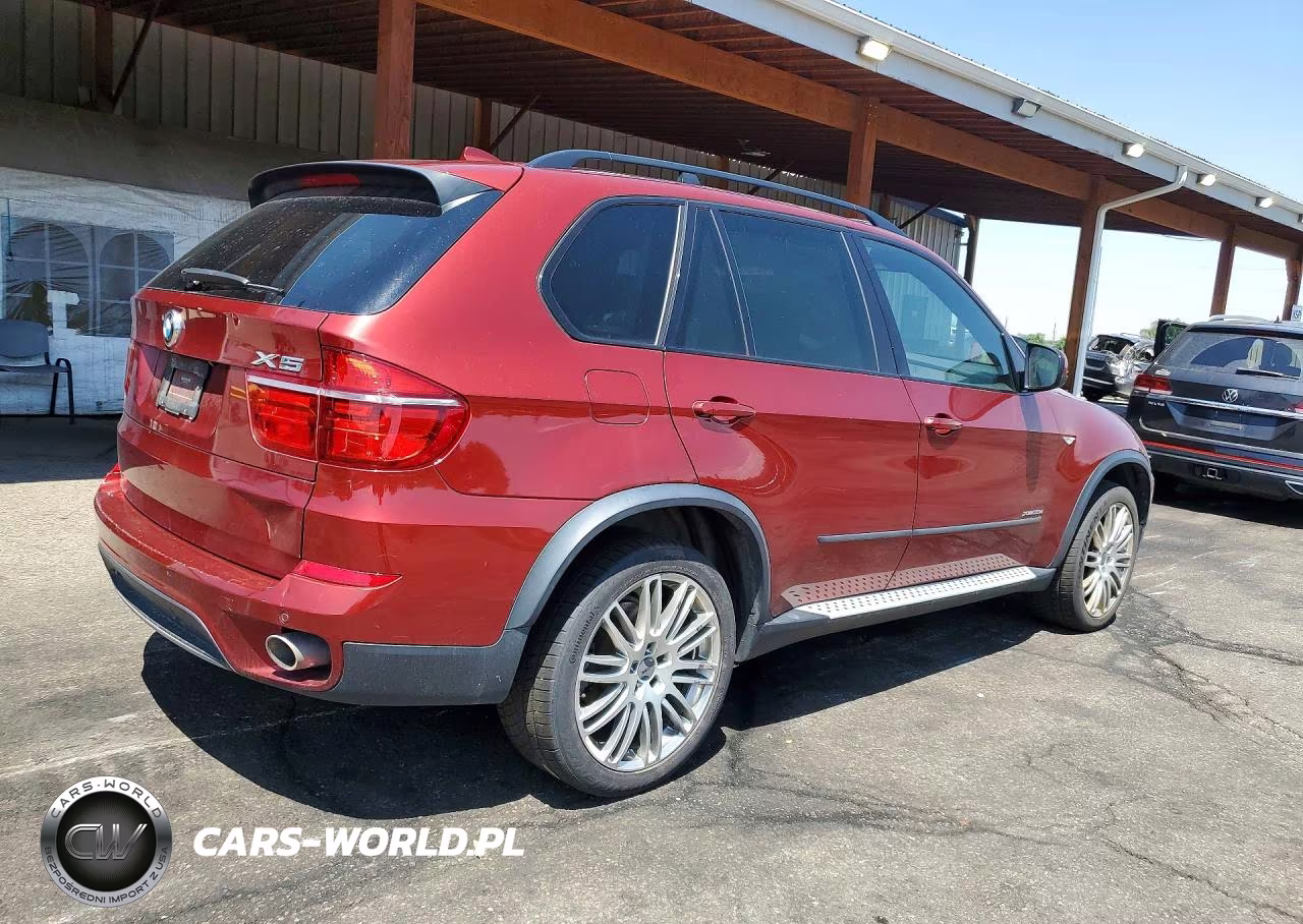 2013 BMW X5 xDrive35D VIN:5UXZW0C52D0B95569 - 3