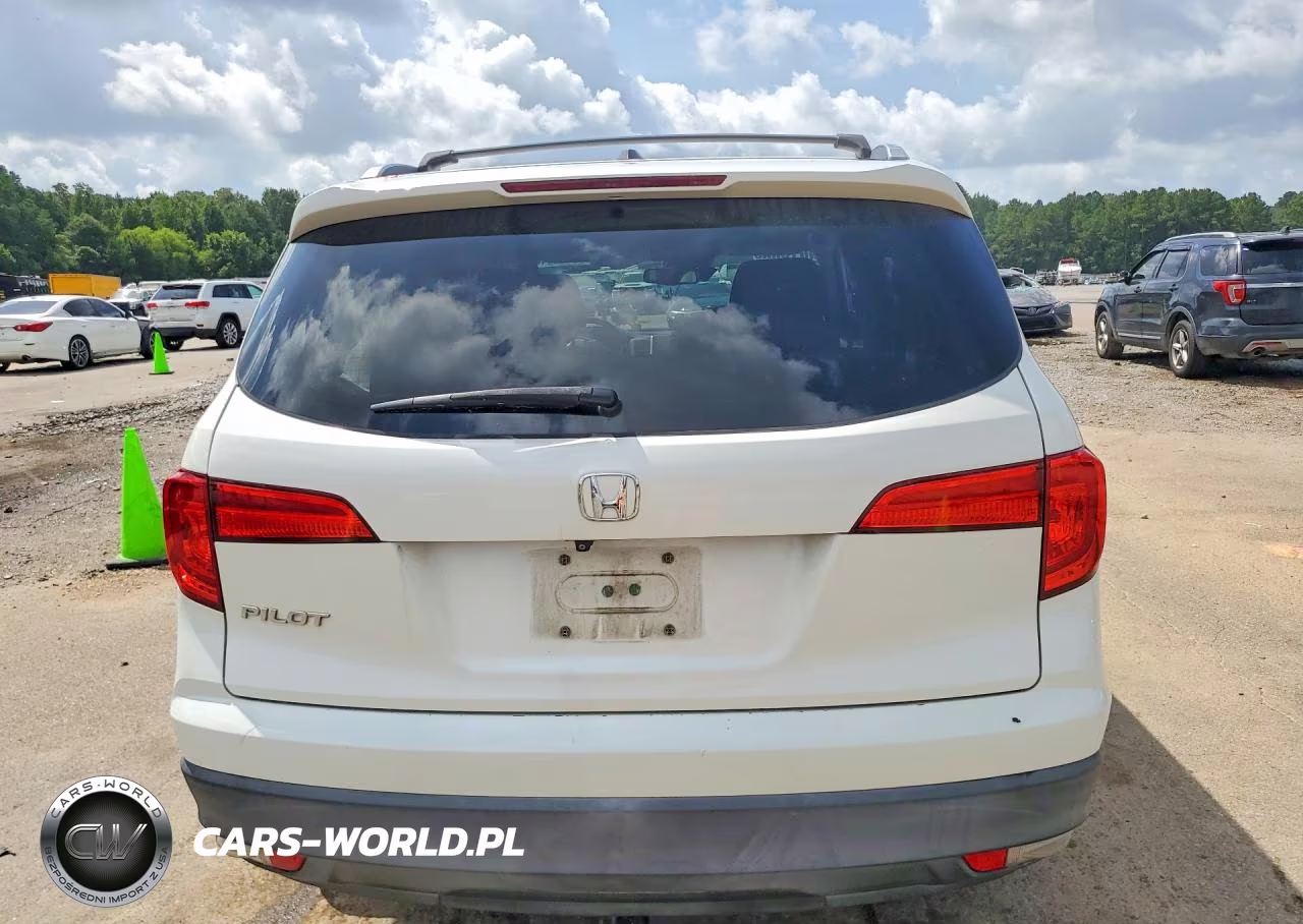 2016 Honda Pilot VIN:5FNYF5H69GB030696 - 6