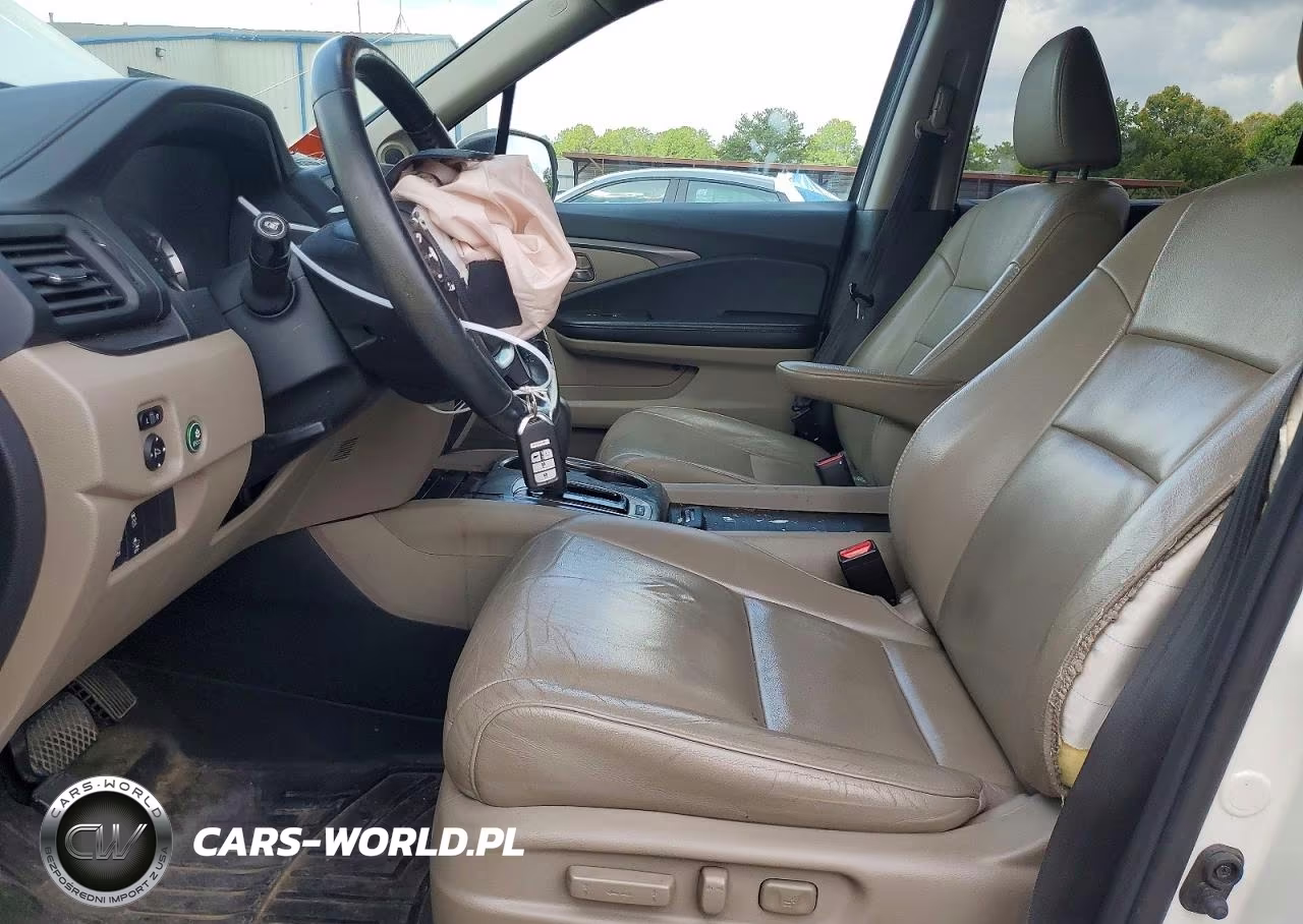 2016 Honda Pilot VIN:5FNYF5H69GB030696 - 7