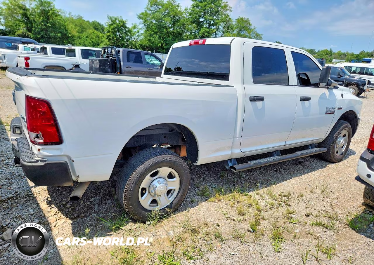 2017 Ram 3500 St VIN:3C63R3CJ9HG762301 - 3