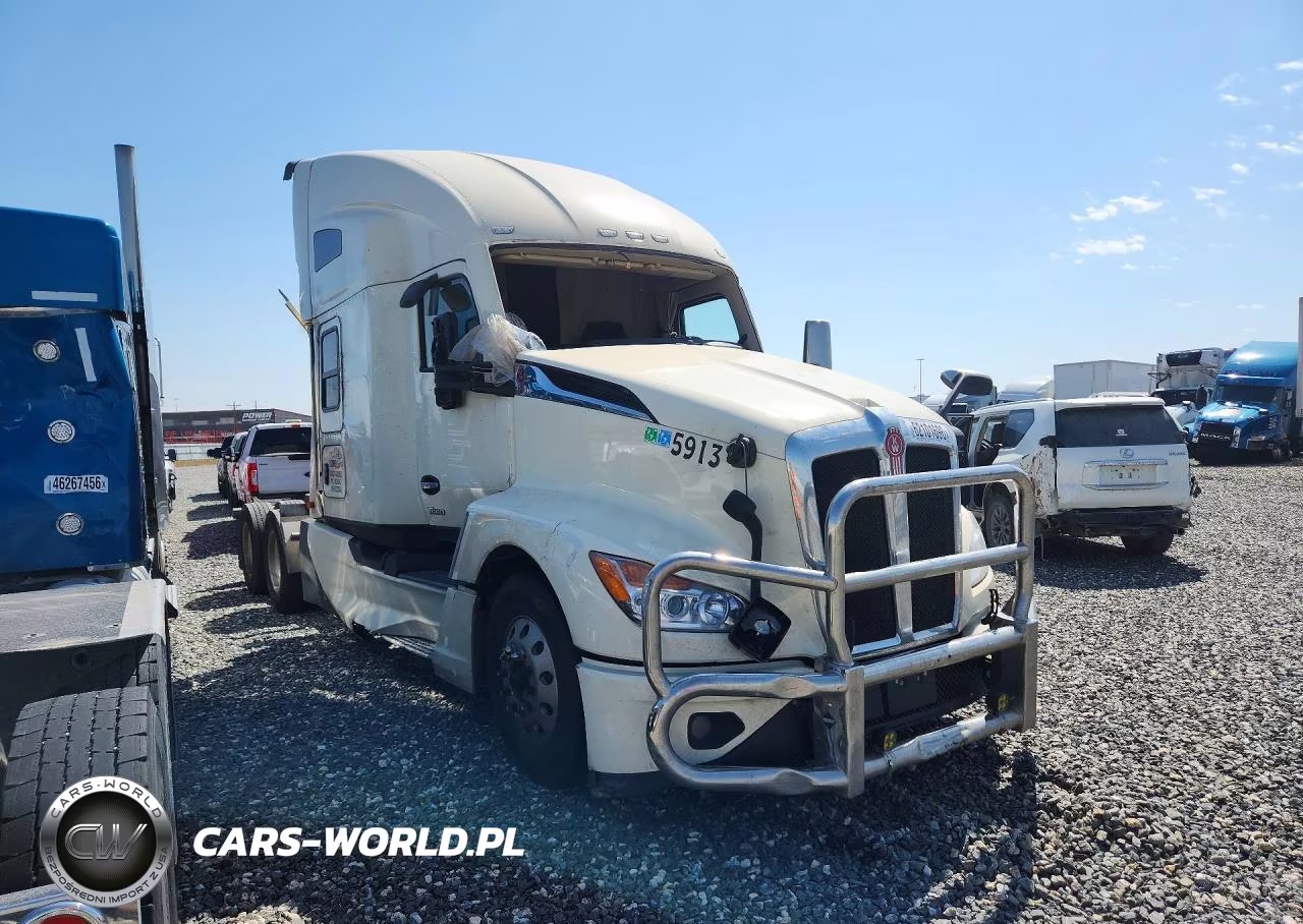 2023 Kenworth T680 Semi Truck VIN:1XKYD49X2PJ233045 - 4