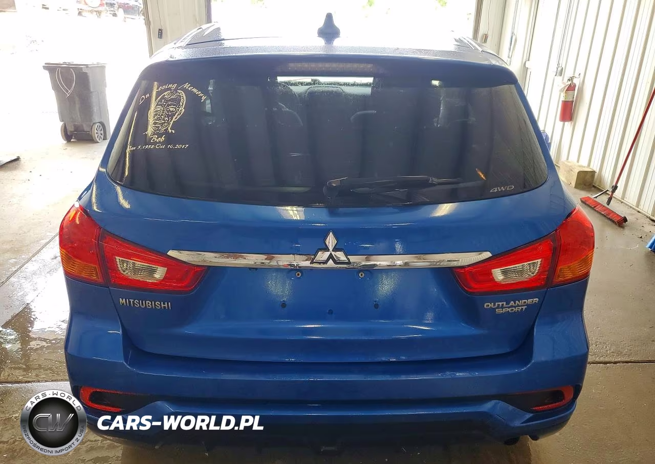 2018 Mitsubishi Outlander Sport Es VIN:JA4AR3AUXJZ012032 - 6