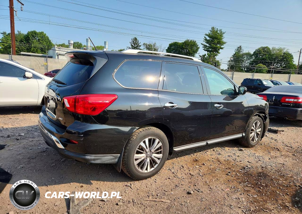 2018 Nissan Pathfinder S VIN:5N1DR2MM4JC651434 - 3