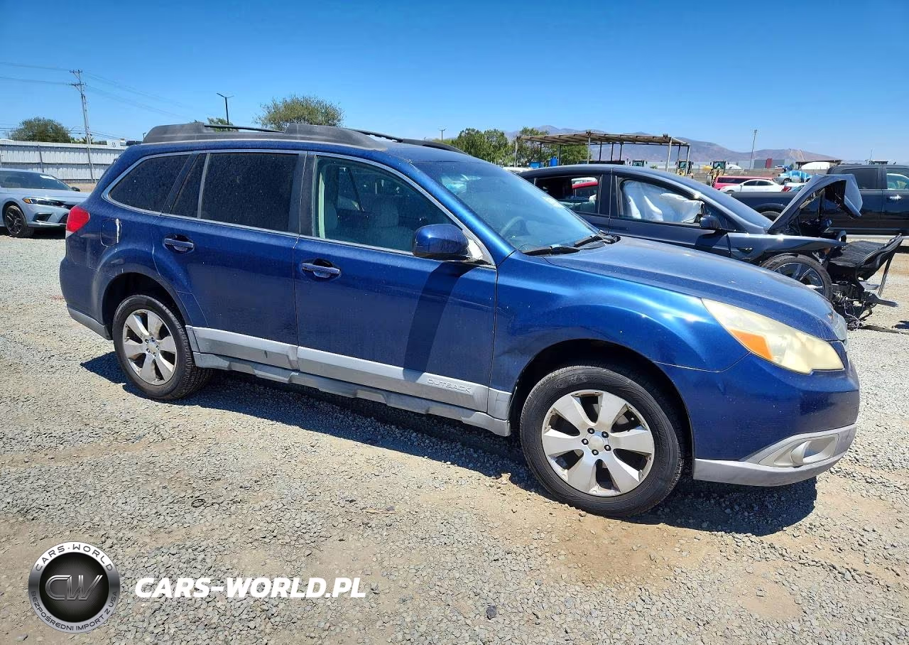 2010 Subaru Outback 2.5I Premium VIN:4S4BRBGC3A3382689 - 4