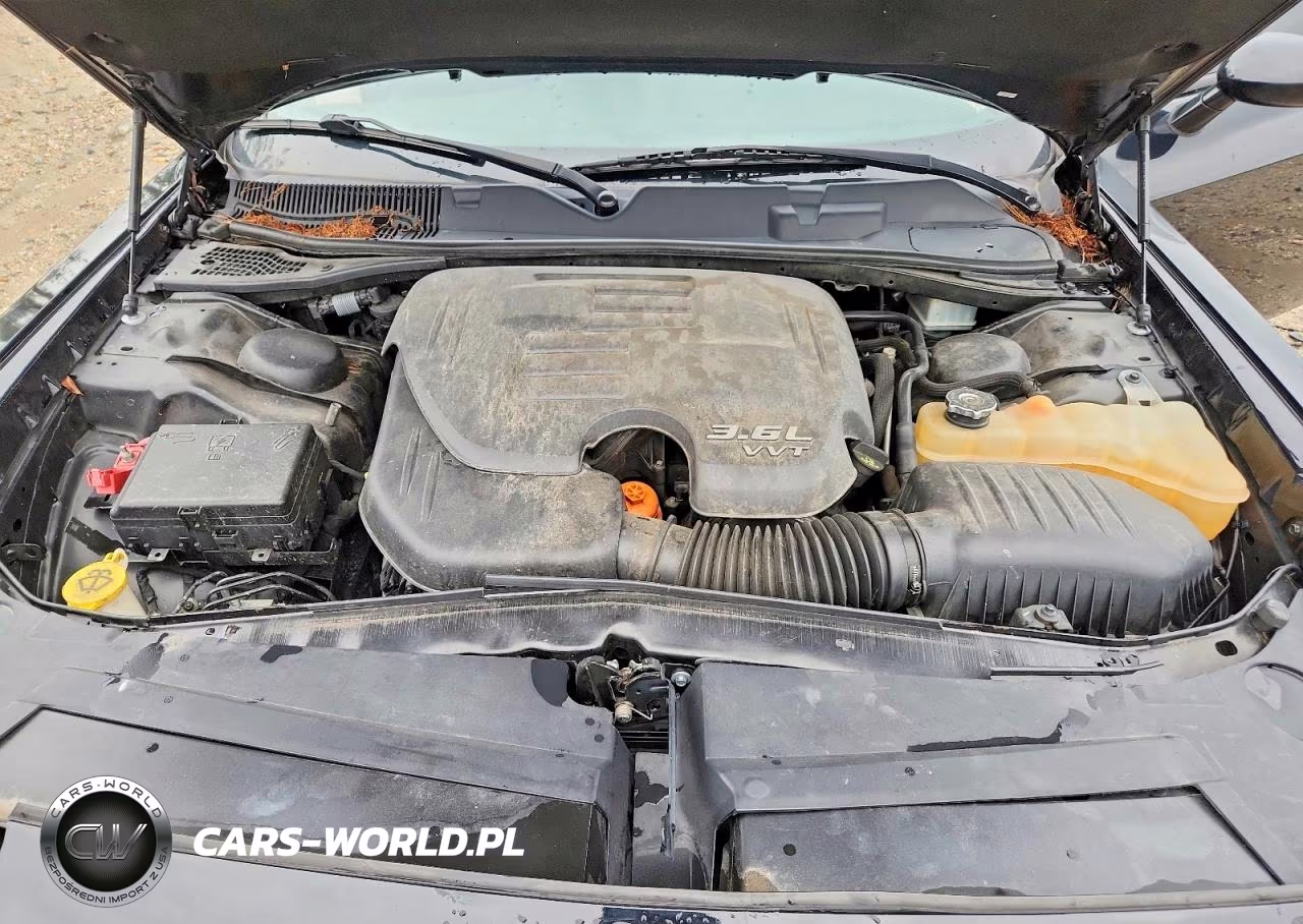 2018 Dodge Challenger Sxt VIN:2C3CDZAG6JH276413 - 11