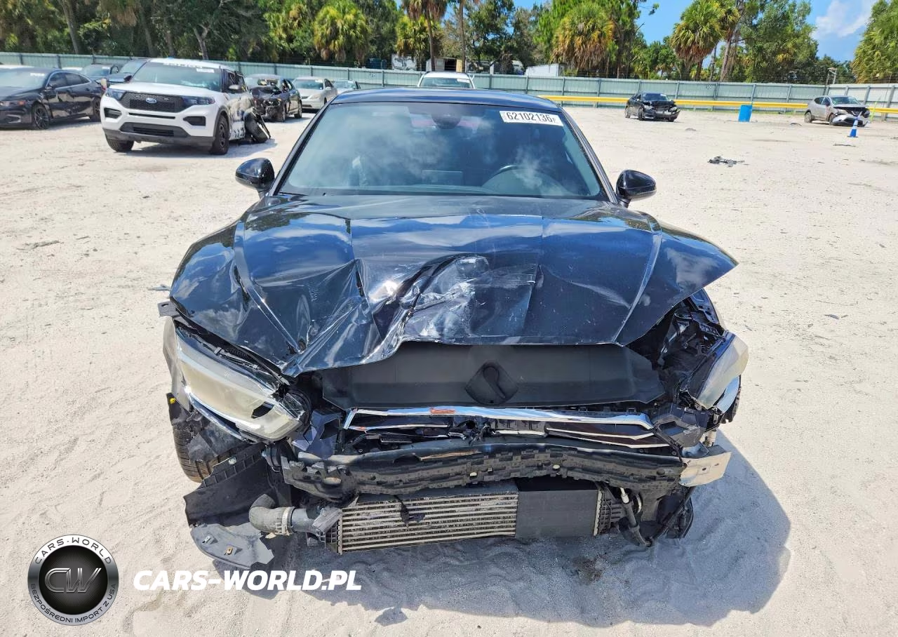 2018 Audi A5 Premium Plus VIN:WAUPNAF5XJA047375 - 5