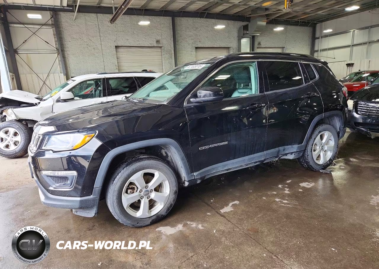 2020 Jeep Compass Latitude VIN:3C4NJDBB7LT137663 - 1
